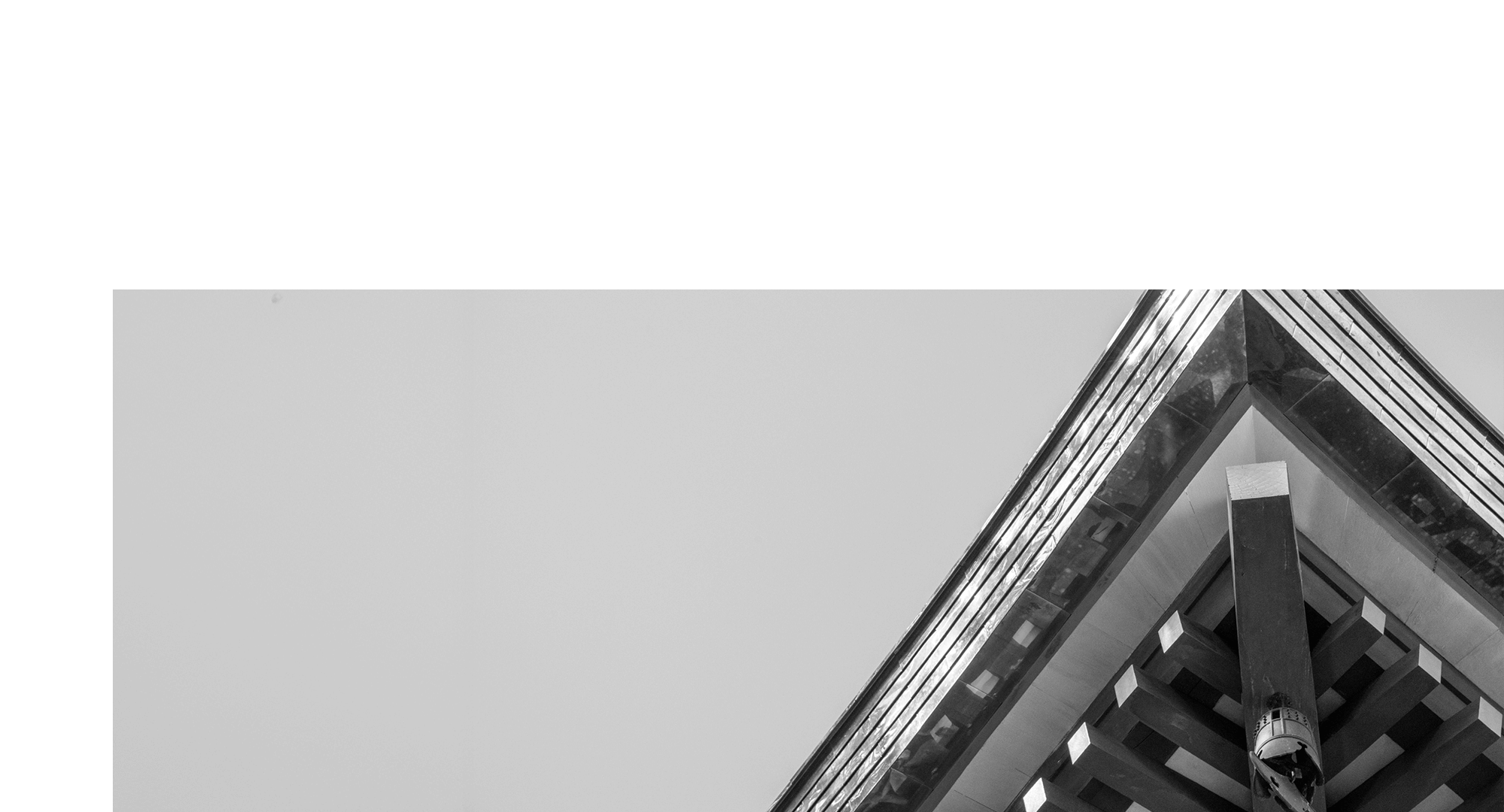 凛とした道を進む。